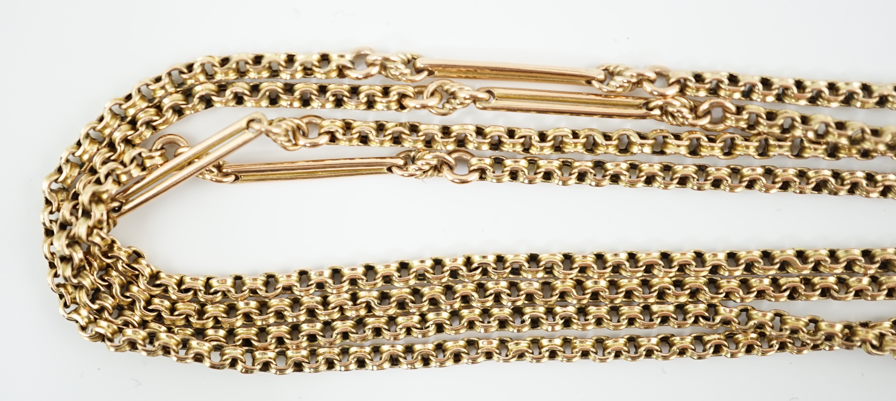 A 9ct gold guard chain